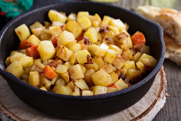 Apple och root vegetabiliska hash — Stockfoto