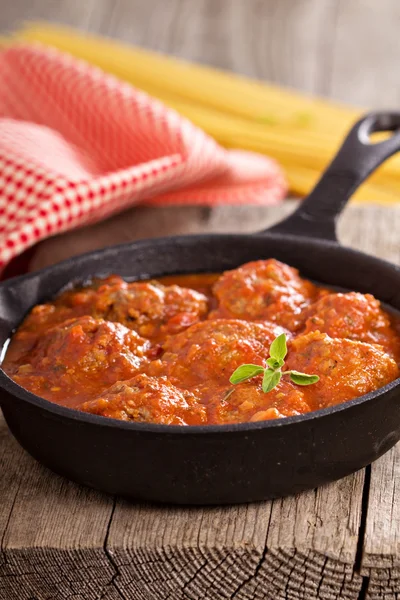 Meatballs with tomato sauce — Stock Photo, Image