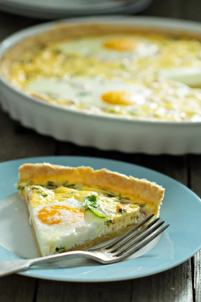 Quiche with ham and eggs — Stock Photo, Image