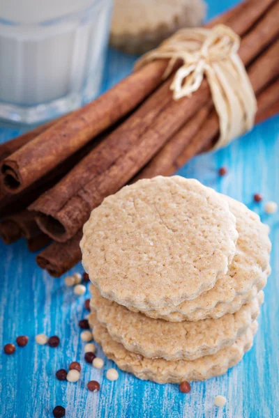 Whole wheat cinnamon cookies — Stock Photo, Image