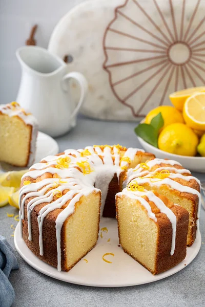 Lemon pound cake with powder sugar glaze — Stock Photo, Image