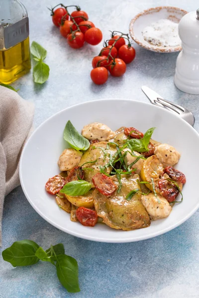 Lemon Shrimp Piccatta Served Penne Lemons Capers — Stock Photo, Image