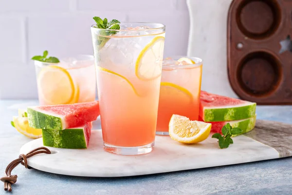 Watermelon Lemonade Cocktail Refreshing Iced Summer Drink — Photo
