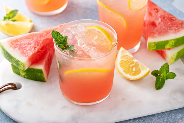 Watermelon Lemonade Cocktail Refreshing Iced Summer Drink — 图库照片