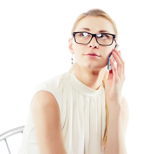 Mulher de negócios bonita falando ao telefone — Fotografia de Stock