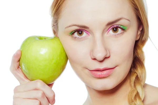Usmívající se žena podnikání s zelené jablko — Stock fotografie