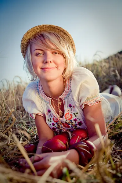 Image of young woman on wheat field — Stock Photo, Image