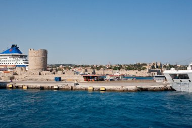 rhodes town'ın panoramik manzarasını