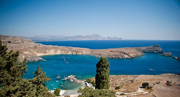 Islas griegas - Rodas, bahía de Lindos — Foto de Stock