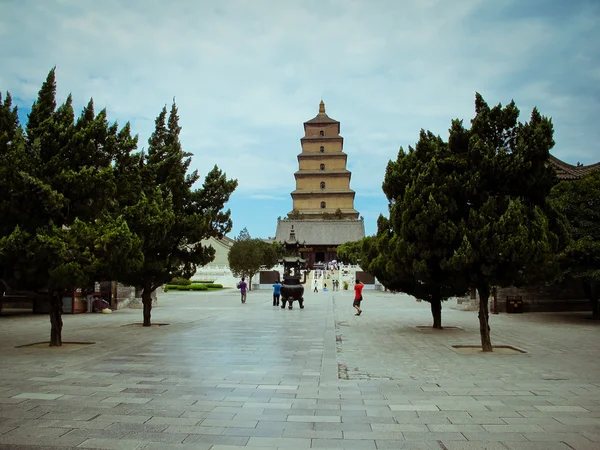 巨大な野生のガチョウの塔 - 中国西安の仏教仏塔. — ストック写真