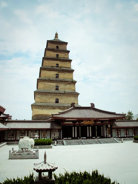 Giant Wild Goose Pagoda - буддийская пагода в Сиань, Китай . — стоковое фото