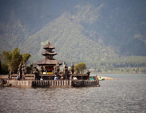 Ulun Danu templo Lago Beratan — Fotografia de Stock