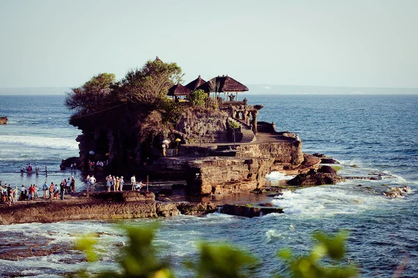 Tanah Lot Temple on Sea — Stock Photo, Image