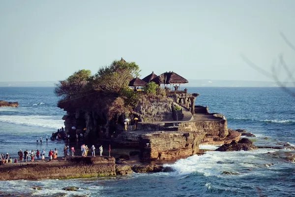 Tanah Lot Temple on Sea — Stock Photo, Image