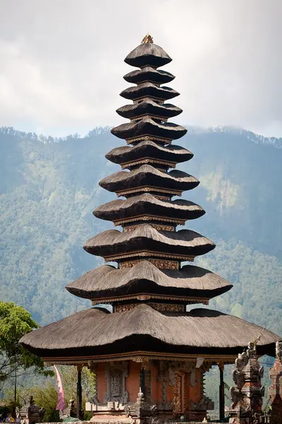 Templo Ulun Danu Lago Beratán — Foto de Stock