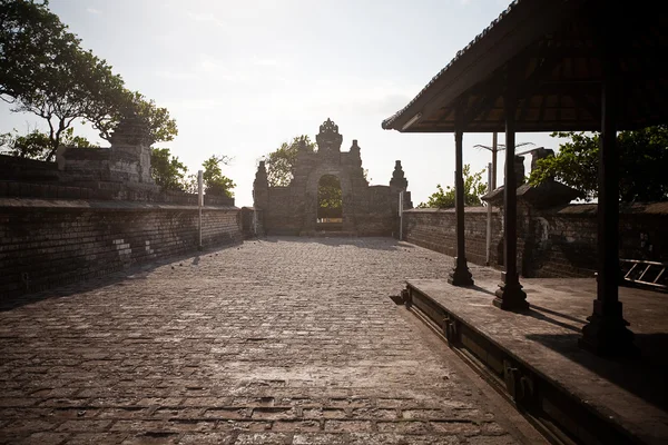 Pura uluwatu の寺院、バリのビュー — ストック写真
