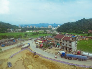 Çin'de bir köy yolu