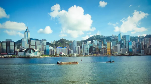 Skyline Hongkong dans le port de Victoria — Photo