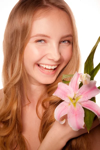 Hermosa chica con un lirio de flores —  Fotos de Stock