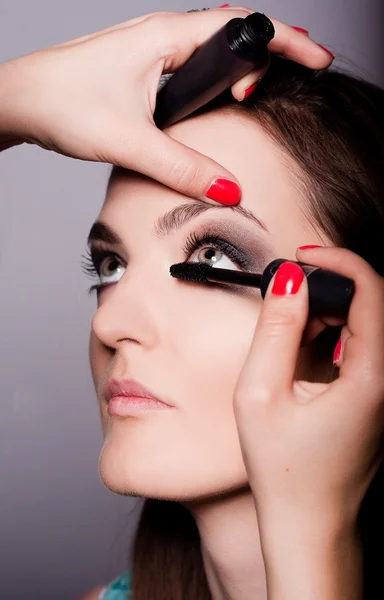 Occhio donna con bel trucco — Foto Stock