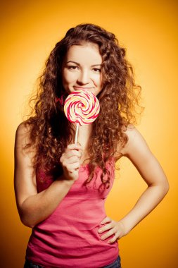 genç kızla mutlu: lollipop