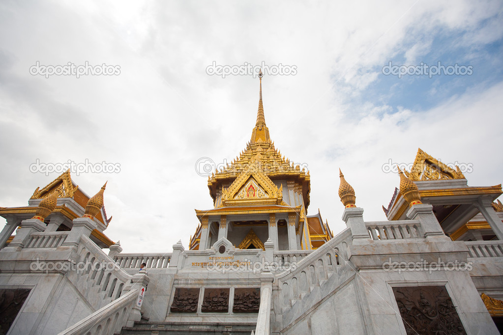 Wat Traimit in Bangkok Thailand