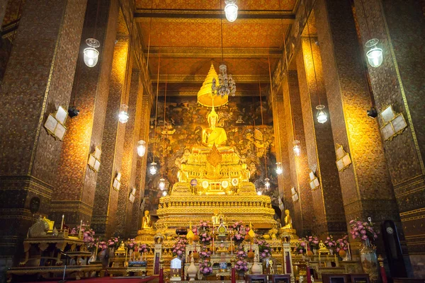 Tajski świątyni wat pho w Bangkoku — Zdjęcie stockowe