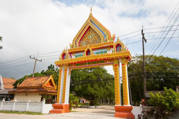 Świątynia w koh phangan — Zdjęcie stockowe