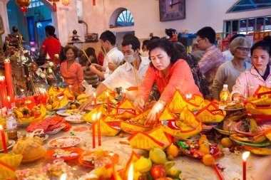 Phnom penh, Kamboçya - 31 Ocak 2014 insanlar kutlamak Çin