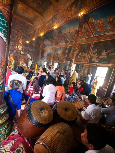 PHNOM PENH, CAMBODIA - 31 GENNAIO 2014 Si festeggia il cinese — Foto Stock
