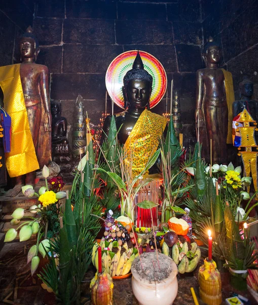 Templo de OunaLom contém um cabelo de sobrancelha de Buda. Camboja — Fotografia de Stock