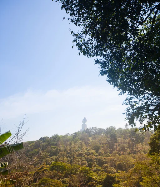 Marmorstatuen av Big Buddha på Phuket Island – stockfoto