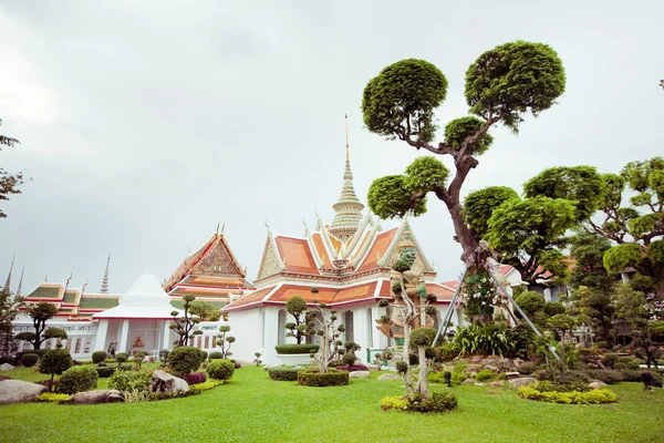 Tempel in de buurt van wat arun in bangkok — Stockfoto