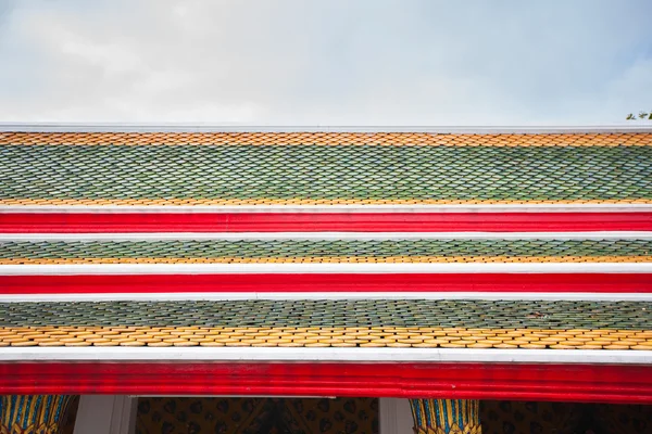 Bunte Dekoration im Tempel — Stockfoto