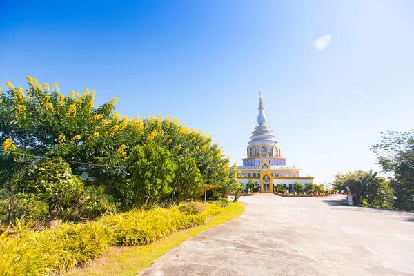 タイ ・ ター ・ トン寺の五重塔. — ストック写真