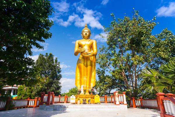 Jeden ze 7 úrovní Wat Thaton chrám, thajsko — Stock fotografie