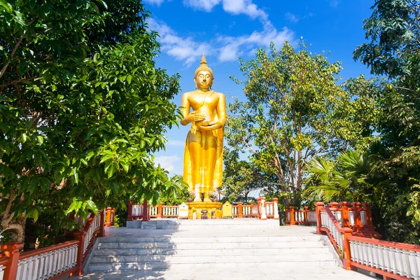 Uno dei 7 livelli nel tempio di Wat Thaton, Thailandia — Foto Stock