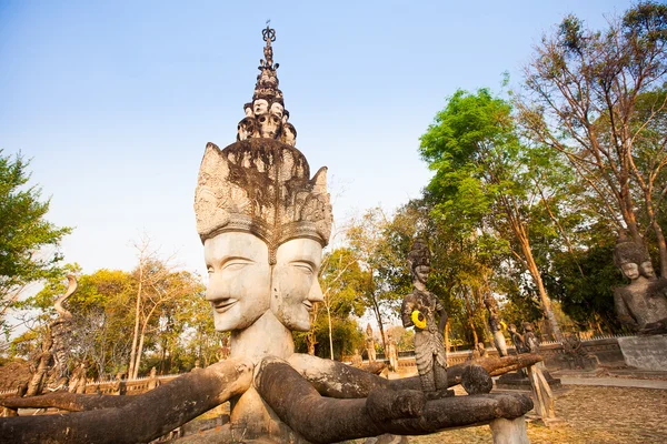 Древняя архитектура (парк Будды) в Таиланде — стоковое фото