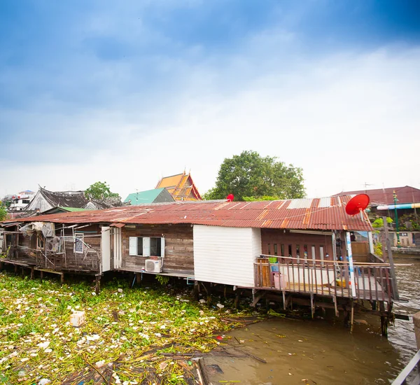 Poor life in Thailand, poor houses in Asia — Stock Photo, Image