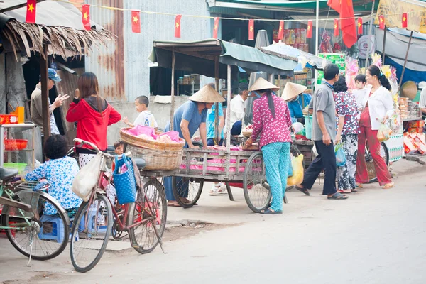 VIETNAM, MEKONG DELTA 28 ENE: El pueblo vietnamita no identificado —  Fotos de Stock