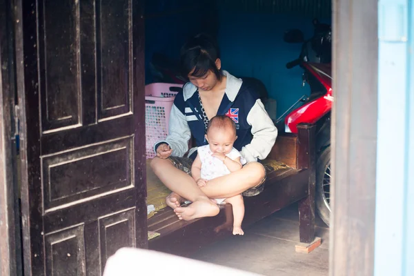 ベトナム、メコンデルタ 1 月 28 日： 正体不明のベトナムの人々 — ストック写真