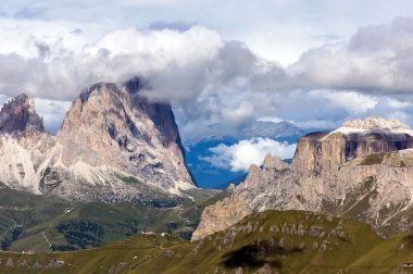 marmolada dağ'ın nefes kesen görünümünden