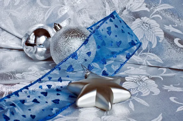Natal tema prata e azul — Fotografia de Stock