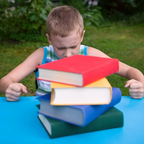 Angry boy hate reading — Stock Photo, Image