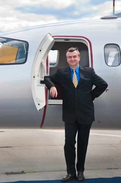 Businessman at Corporate Jet — Stock Photo, Image