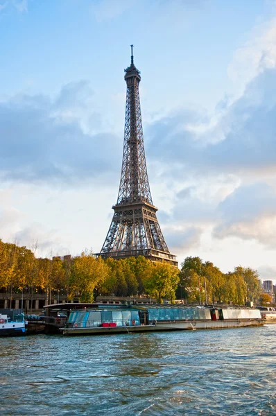 De toren van Eiffel, Parijs — Stockfoto