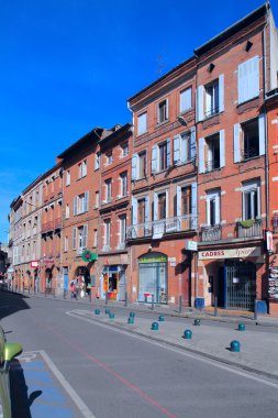 tipik sokak görünümü'nde eski şehir, toulouse, Fransa