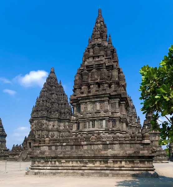 Tempio indù di Prambanan (IX sec. ), Patrimonio Mondiale dell'UNESCO, Yogyakarta, Giava, Indonesia — Foto Stock