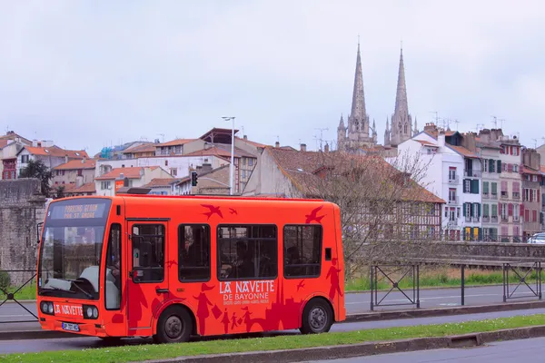 Stadsbus van bayonne, Frankrijk — Stockfoto