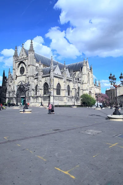 Saint-Michel Basilica (14th-16th ct.), UNESCO heritage site, Bordeaux, France — Stock Photo, Image